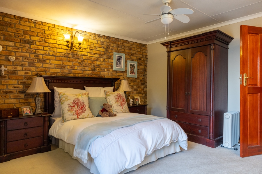 7 Bedroom Property for Sale in Mullersrust Free State